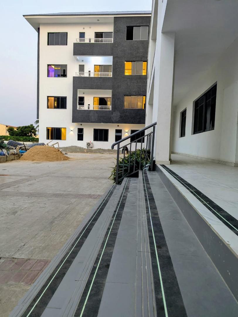 THEETECH project exterior